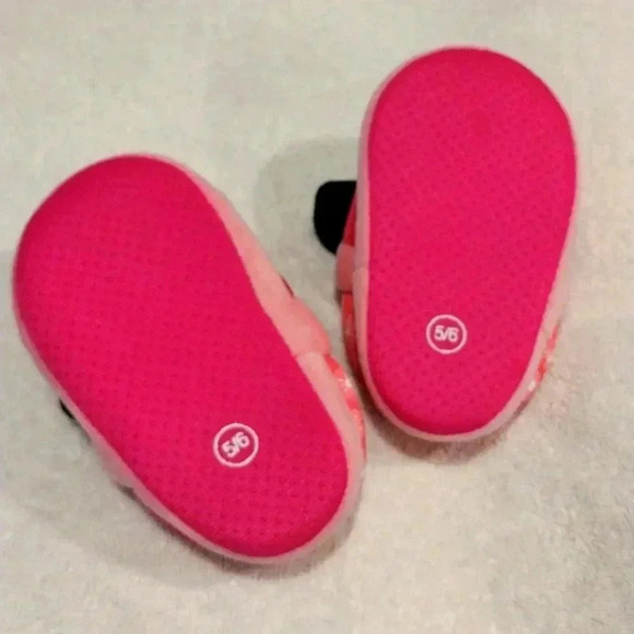 Minnie Mouse slippers - Picture 7 of 7